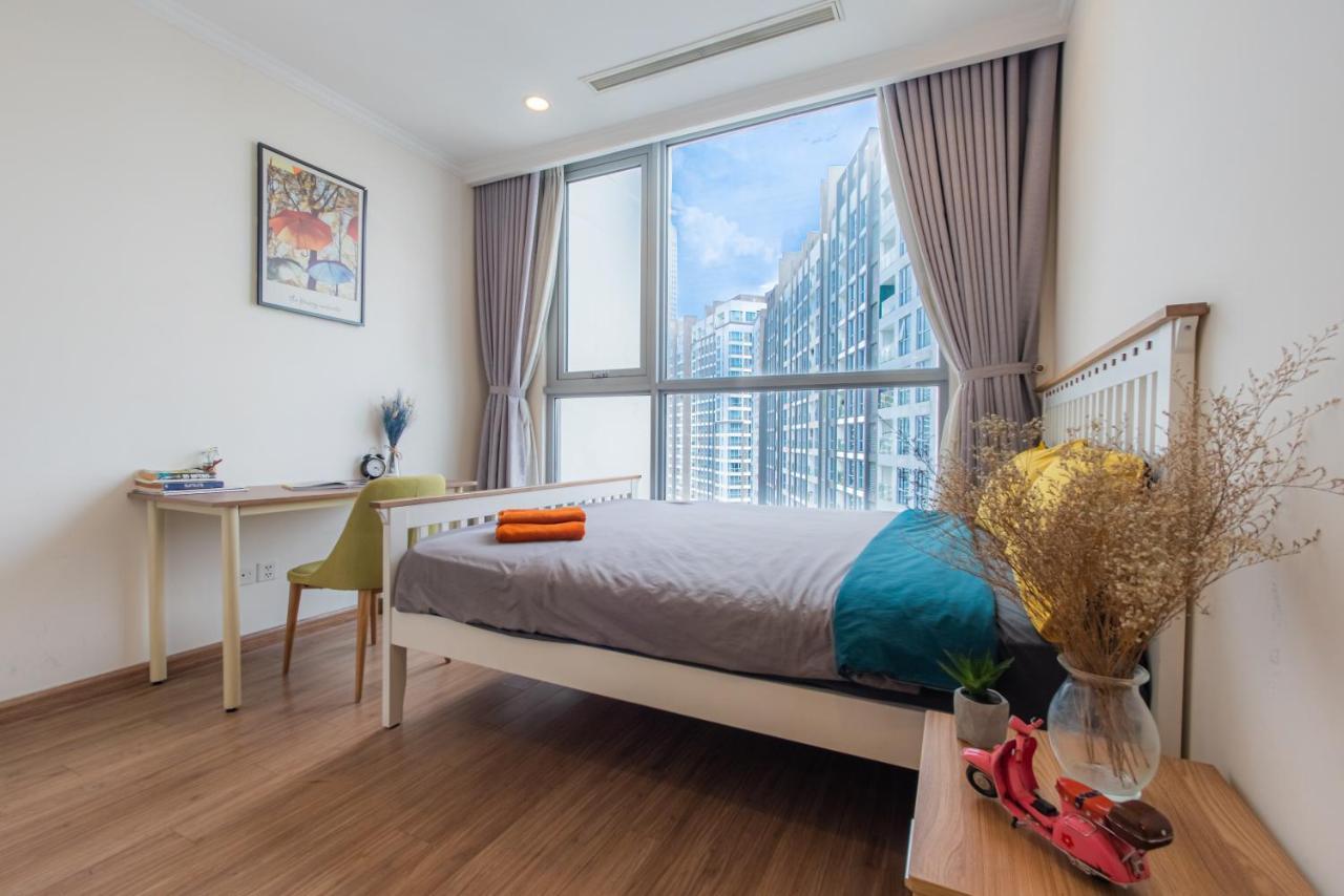 Moxy Hcmc Aparts - Vinhomes Central Park, Ice Rink Ho Chi Minh-stad Buitenkant foto
